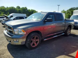 Dodge RAM 5.7L 8 2012
