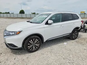 Mitsubishi Outlander 2.4L 4 2020