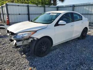Mazda 3 2.0L 4 2012