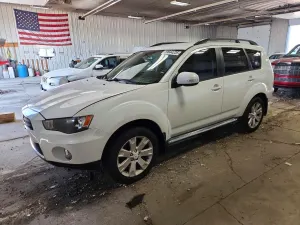 Mitsubishi Outlander 2.4L 4 2012