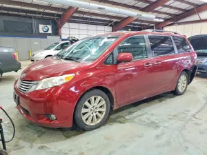 Toyota Sienna 3.5L 6 2011