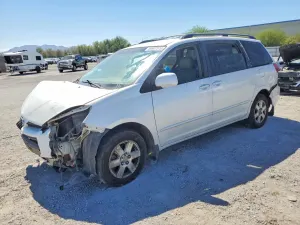 Toyota Sienna 3.3L 6 2004