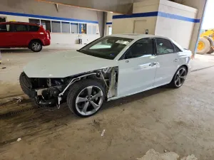 Audi A4 2.0L 4 2021