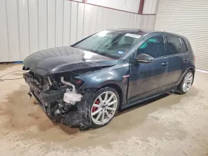 Volkswagen Golf 2L 4 2017