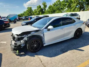 Toyota Camry 2.5L 4 2023