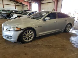 Jaguar XJ 5.0L 8 2011