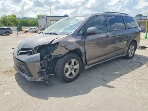 Toyota Sienna 3.5L 6 2020