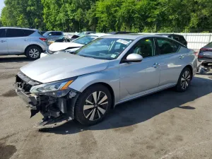 Nissan Altima 2.5L 4 2022