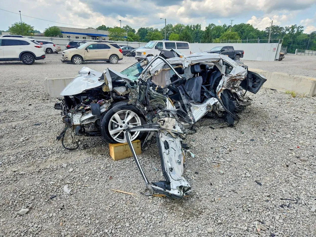 Nissan Altima 2.5L 4 2013