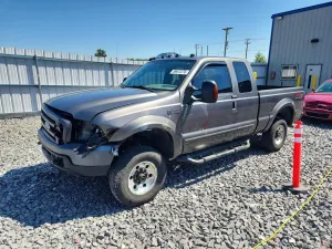 Ford F-250 6.8L 10 2004