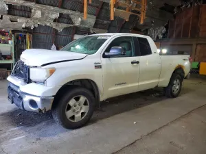 Toyota Tundra 5.7L 8 2010