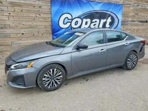 Nissan Altima 2.5L 4 2025