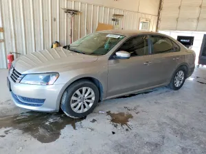 Volkswagen Passat 1.8L 4 2014