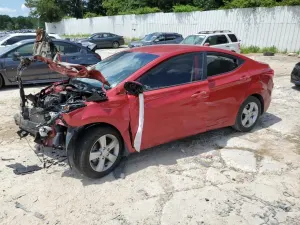 Hyundai Elantra 1.8L 4 2013