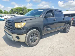 Toyota Tundra 4.6L 8 2013