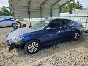 Nissan Altima 2.5L 4 2021