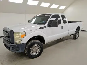 Ford F-250 6.2L 8 2015