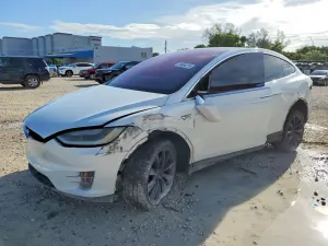 Tesla Model X 2016