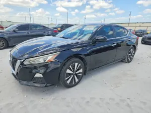 Nissan Altima 2.5L 4 2021