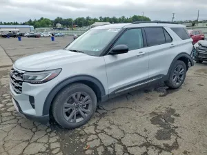Ford Explorer 2.3L 4 2025