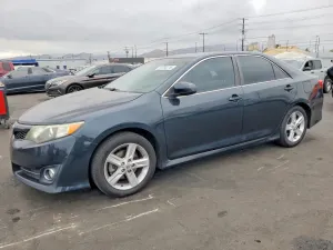 Toyota Camry 2.5L 4 2014