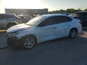 Nissan Sentra 1.8L 4 2017