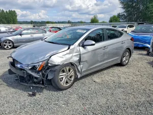 Hyundai Elantra 2.0L 4 2020