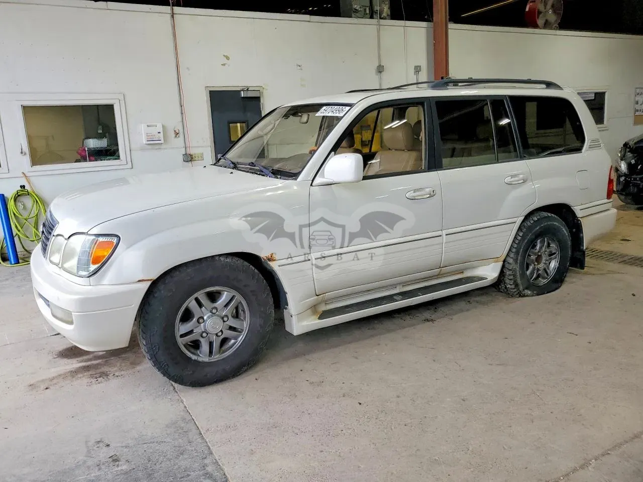 Lexus LX 2002