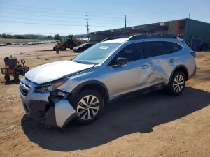 Subaru Outback 2.5L 4 2021