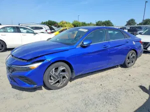 Hyundai Elantra 2.0L 4 2025