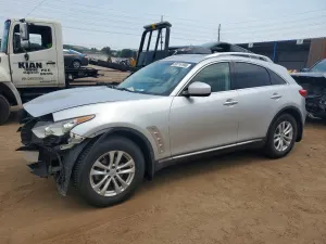 Infiniti FX 3.7L 6 2013