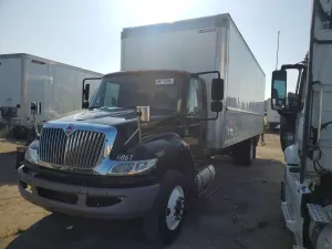 International DuraStar / 4000 6.7L 6 2018
