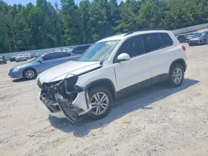 Volkswagen Tiguan 2.0L 4 2017