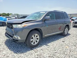 Toyota Highlander 3.5L 6 2013