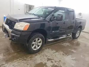 Nissan Titan 5.6L 8 2014