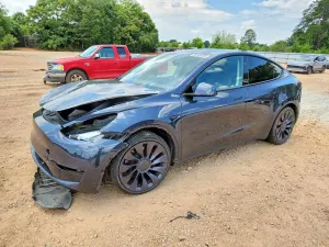 Tesla Model Y 2024