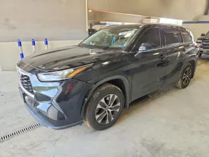 Toyota Highlander 3.5L 6 2020