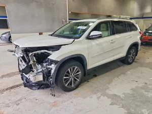Toyota Highlander 3.5L 6 2019