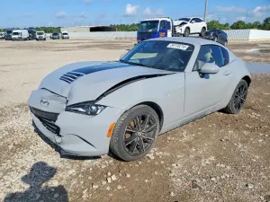 Mazda MX-5 (Miata) 2.0L 4 2024