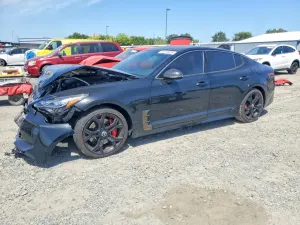 Kia Stinger 3.3L 6 2020