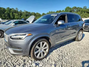 Volvo XC90 2.0L 4 2016