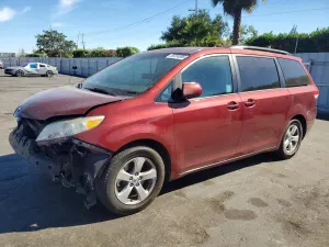 Toyota Sienna 3.5L 6 2013