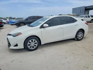Toyota Corolla 1.8L 4 2018