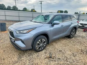 Toyota Highlander 3.5L 6 2020