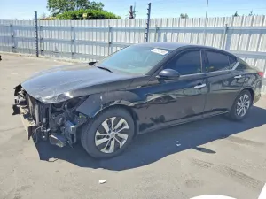 Nissan Altima 2.5L 4 2019