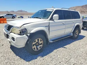 Mitsubishi Montero 3.5L 6 2001