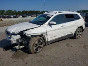Jeep Cherokee 2.4L 4 2020