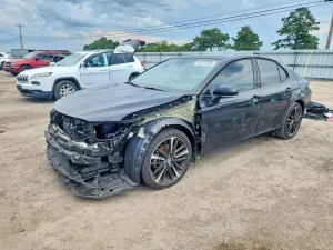 Toyota Camry 2.5L 4 2020