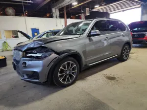 BMW X5 3.0L 6 2015
