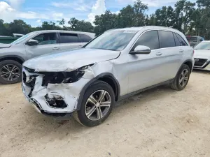 Mercedes-Benz GLC 2.0L 4 2016